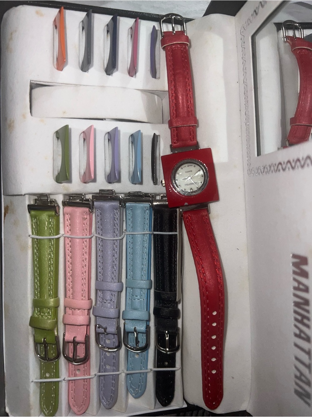 Manhattan Women's Interchangeable Strap Watch - Red - Picture 2 of 3